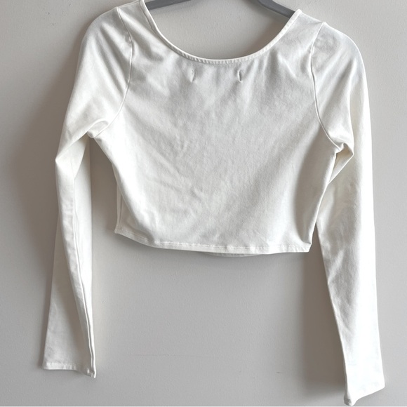 FP Beach NWT ivory crop top, long sleeves.  Size M - Picture 2 of 7